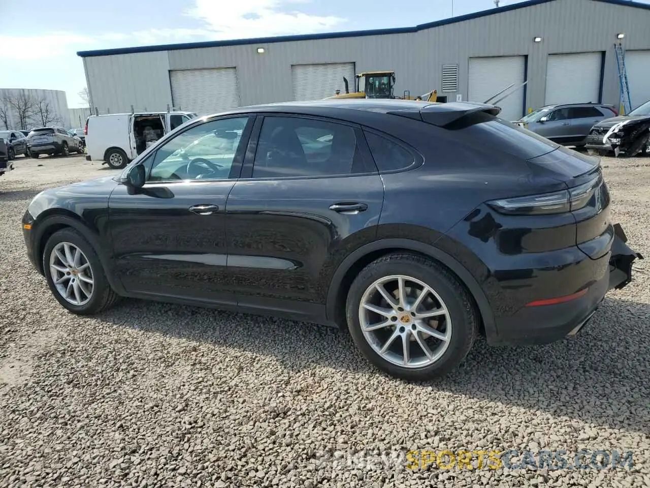 2 fotografías del automóvil dañado WP1BA2AY5MDA42828 PORSCHE CAYENNE 2021