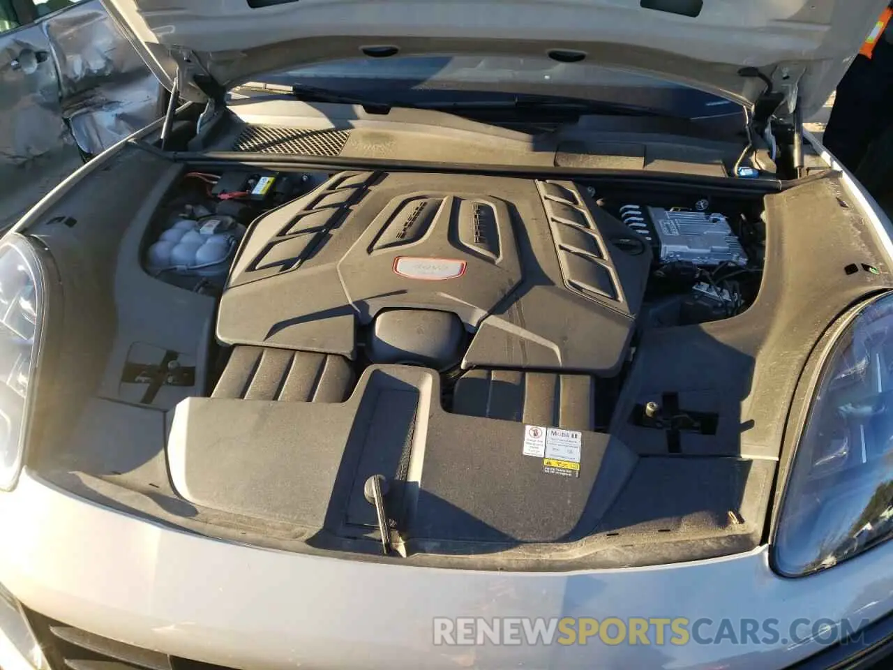 7 fotografías del automóvil dañado WP1BF2AY1MDA51303 PORSCHE CAYENNE 2021