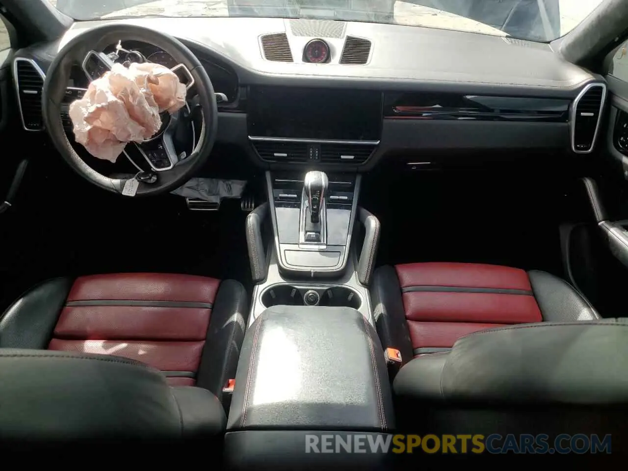 8 fotografías del automóvil dañado WP1BG2AY1MDA49824 PORSCHE CAYENNE 2021