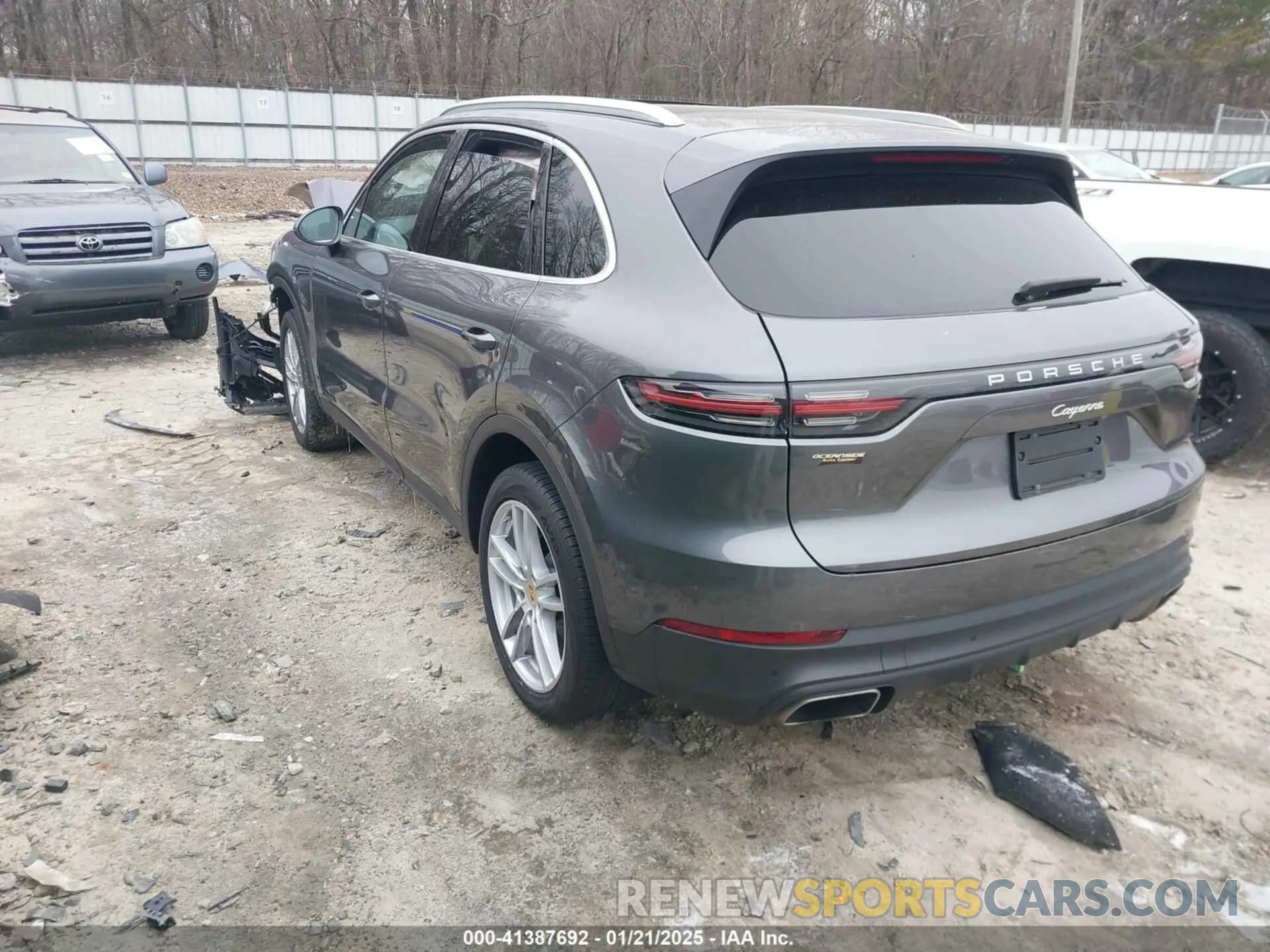 3 fotografías del automóvil dañado WP1AA2AY2NDA01408 PORSCHE CAYENNE 2022