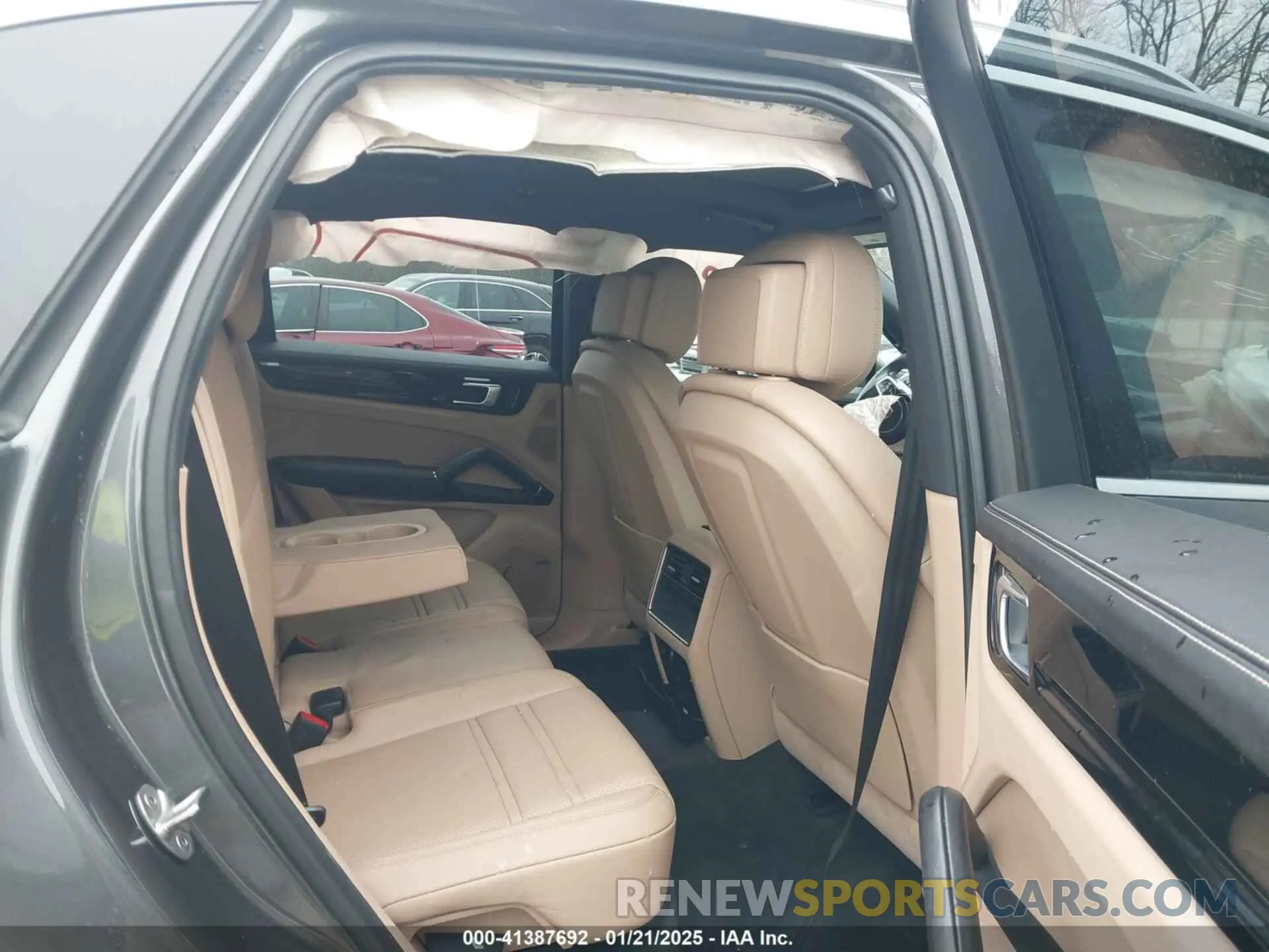 8 fotografías del automóvil dañado WP1AA2AY2NDA01408 PORSCHE CAYENNE 2022