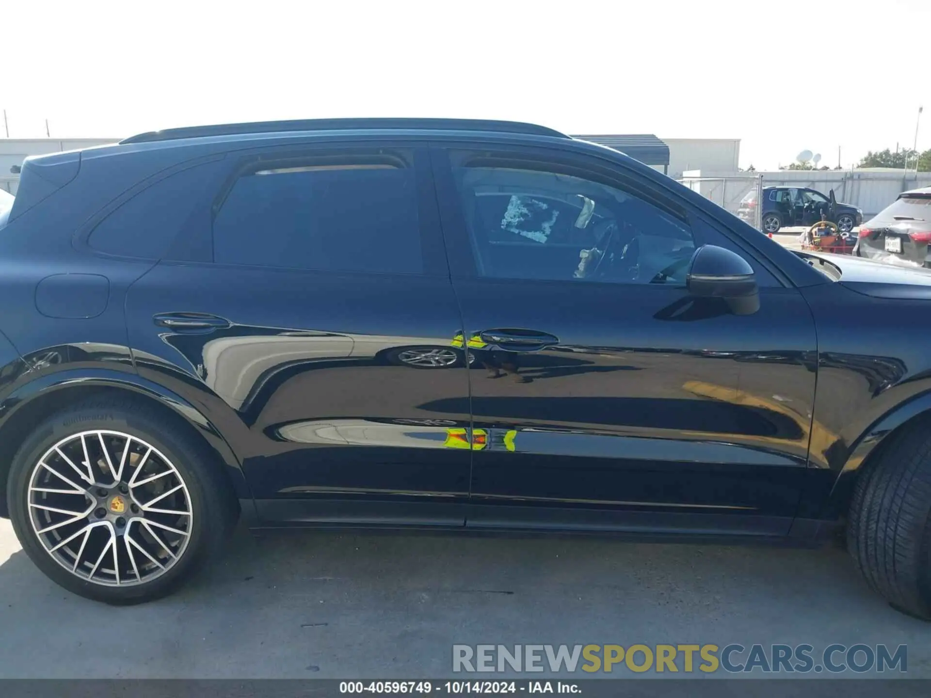 13 fotografías del automóvil dañado WP1AA2AY4NDA03550 PORSCHE CAYENNE 2022