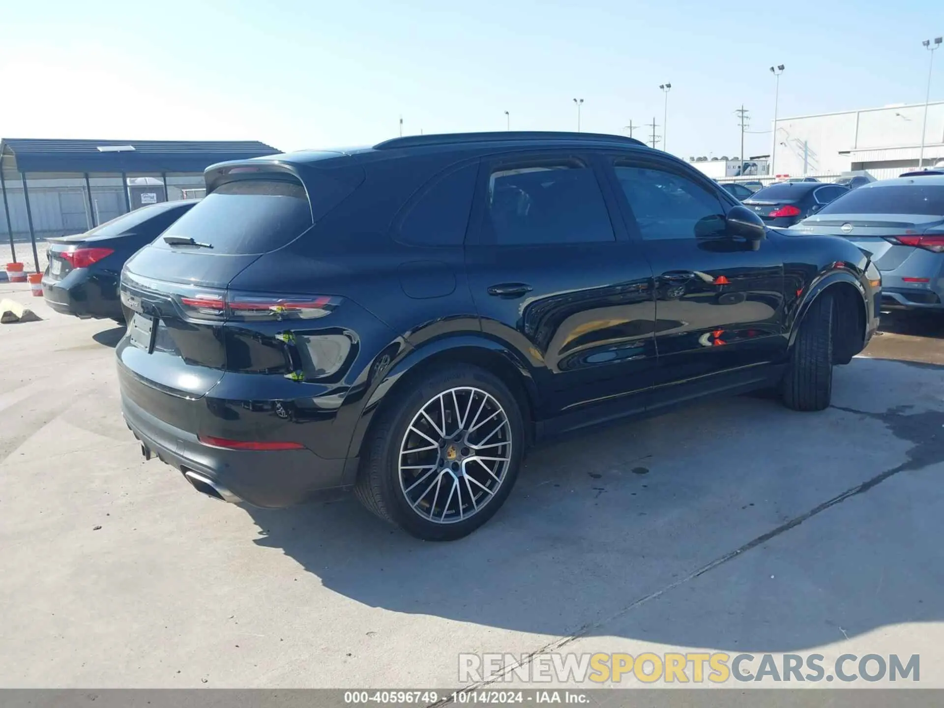 4 fotografías del automóvil dañado WP1AA2AY4NDA03550 PORSCHE CAYENNE 2022