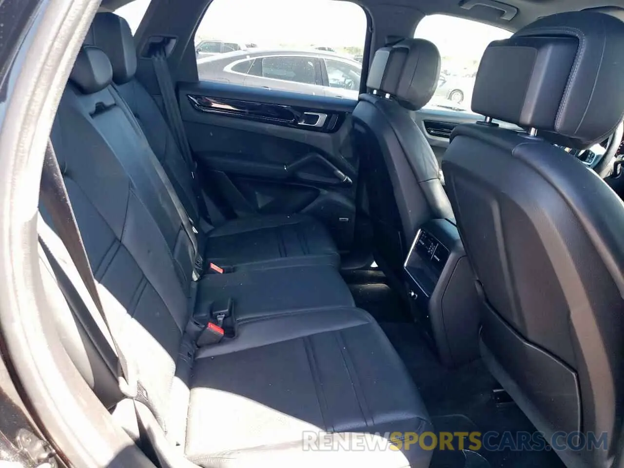 11 fotografías del automóvil dañado WP1AA2AY4NDA03564 PORSCHE CAYENNE 2022