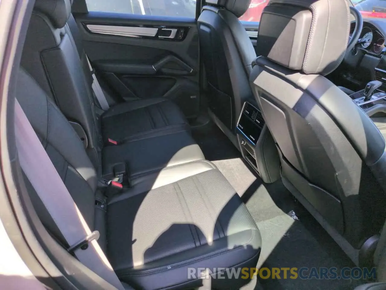 11 fotografías del automóvil dañado WP1AA2AY4NDA05752 PORSCHE CAYENNE 2022