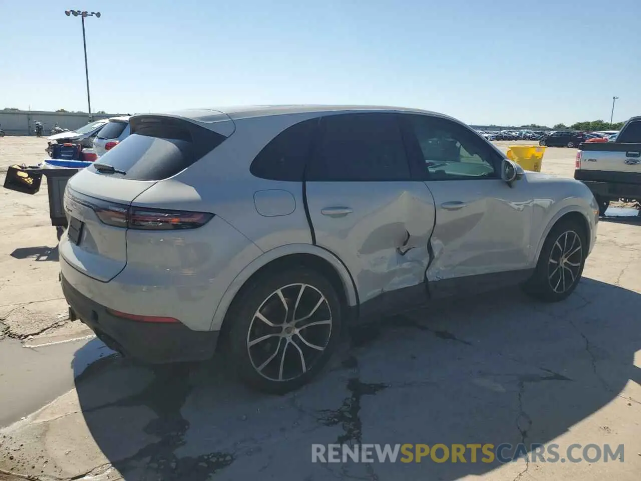 3 fotografías del automóvil dañado WP1AA2AY4NDA06108 PORSCHE CAYENNE 2022