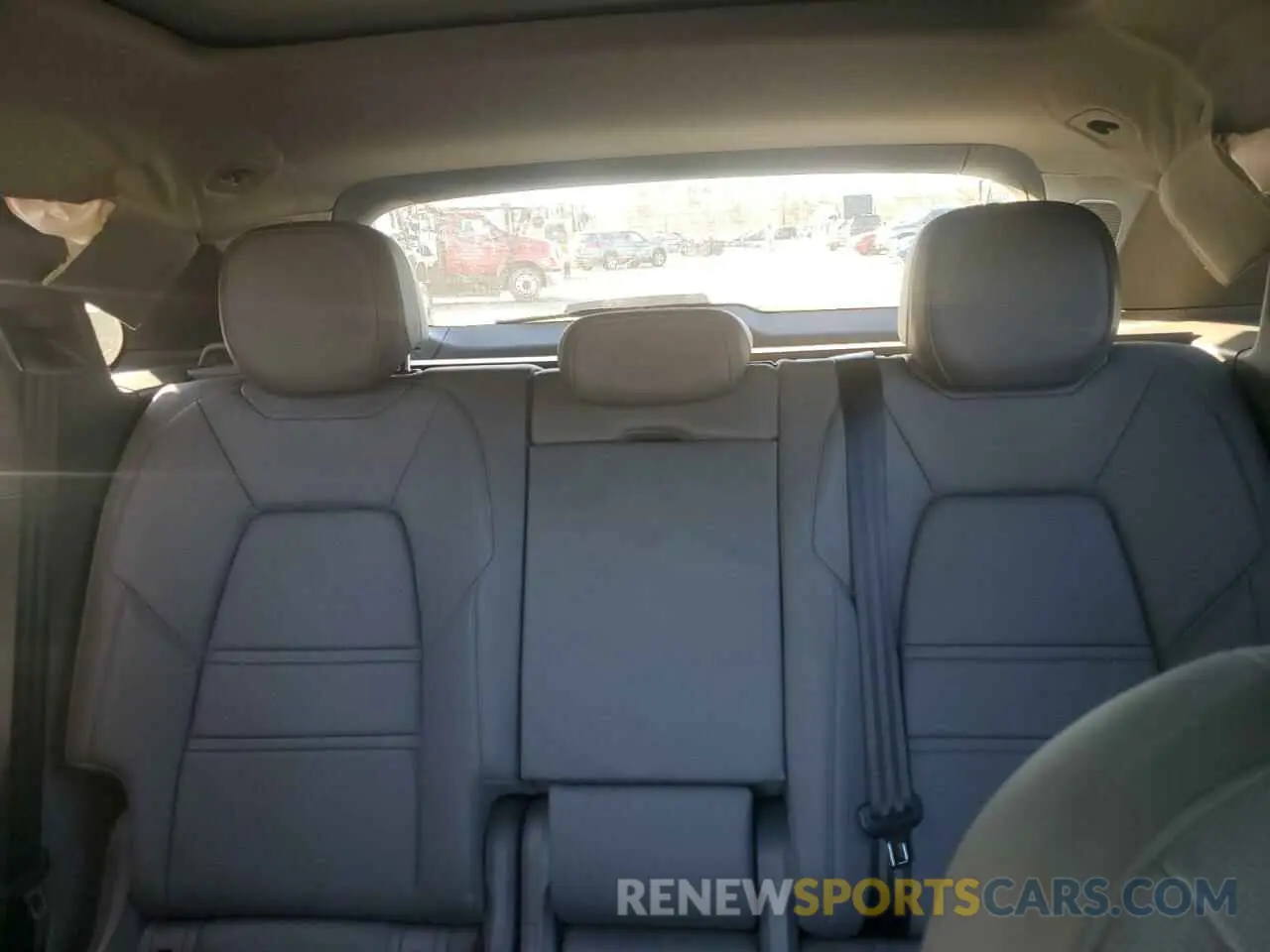 10 fotografías del automóvil dañado WP1AA2AY4NDA06688 PORSCHE CAYENNE 2022