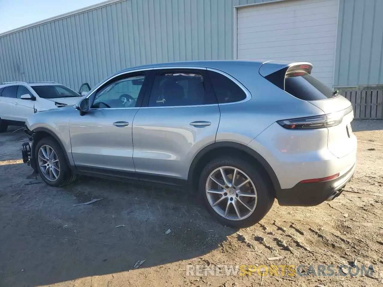 2 fotografías del automóvil dañado WP1AA2AY4NDA06688 PORSCHE CAYENNE 2022
