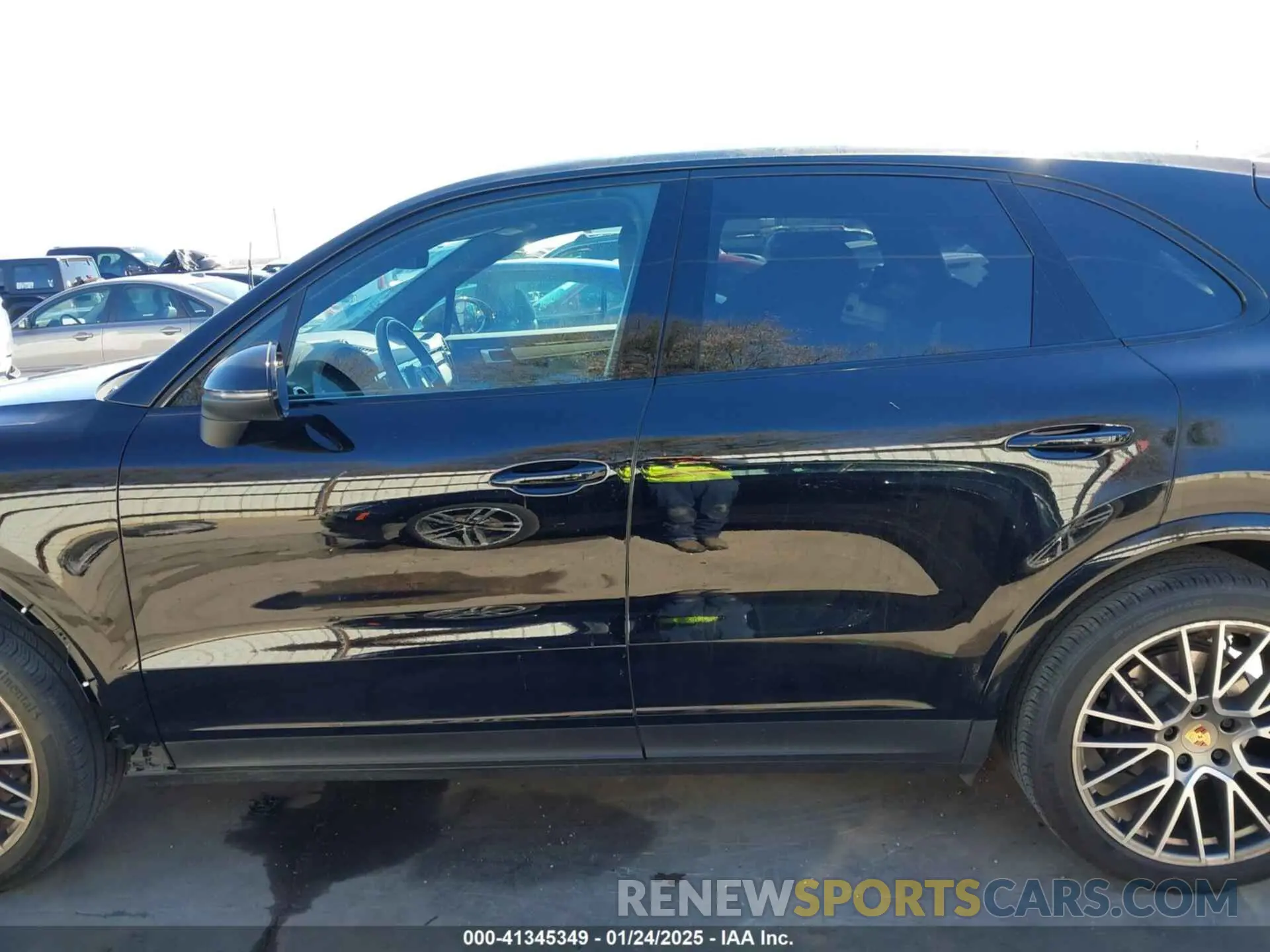 15 fotografías del automóvil dañado WP1AA2AY5NDA07039 PORSCHE CAYENNE 2022
