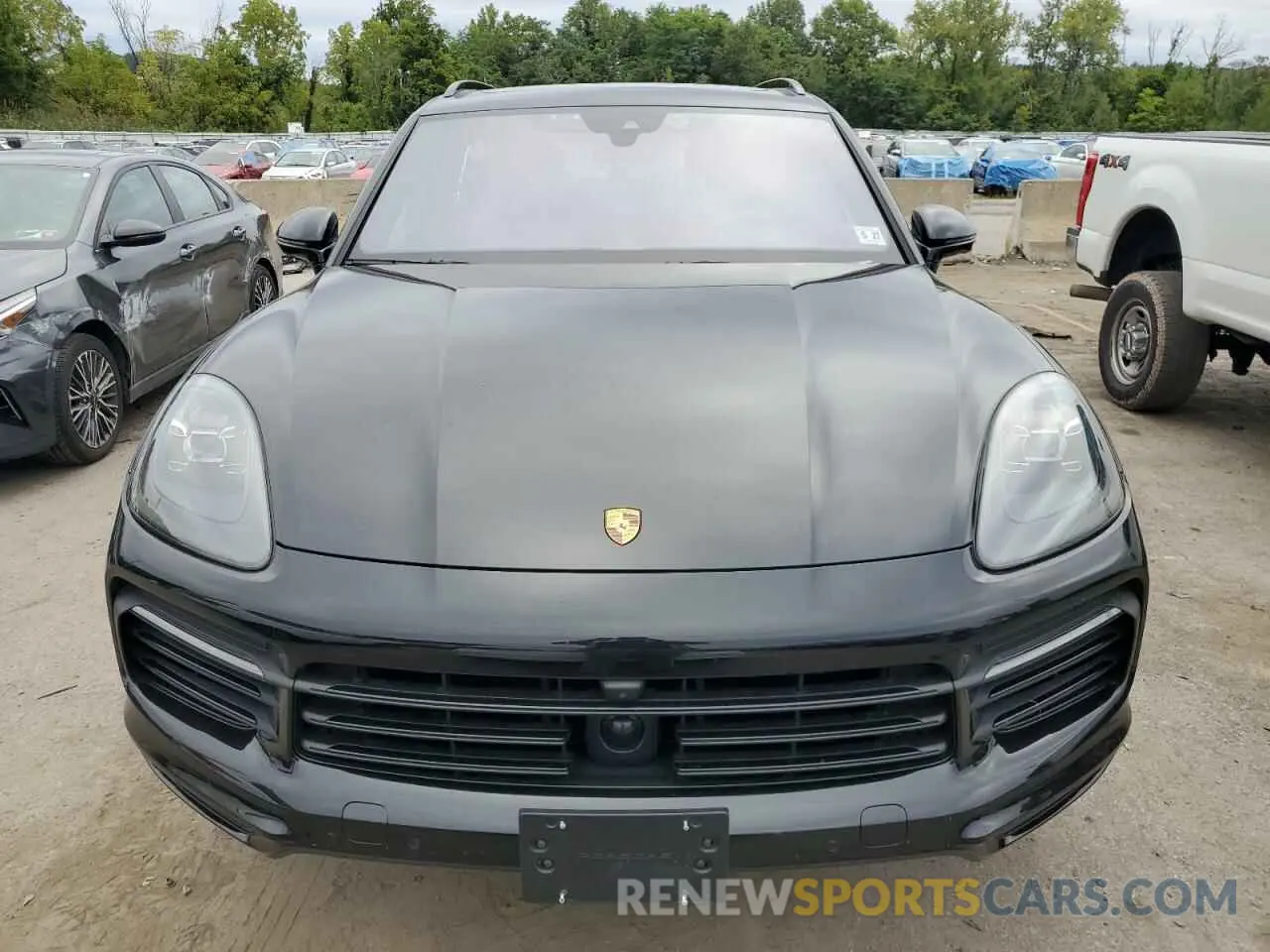 5 fotografías del automóvil dañado WP1AA2AY9NDA04824 PORSCHE CAYENNE 2022