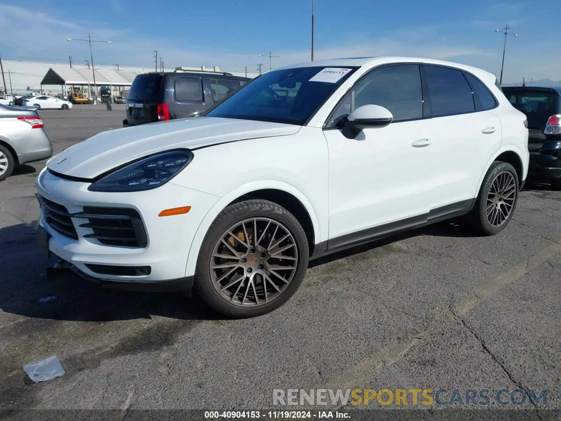 2 fotografías del automóvil dañado WP1AA2AY9NDA06671 PORSCHE CAYENNE 2022
