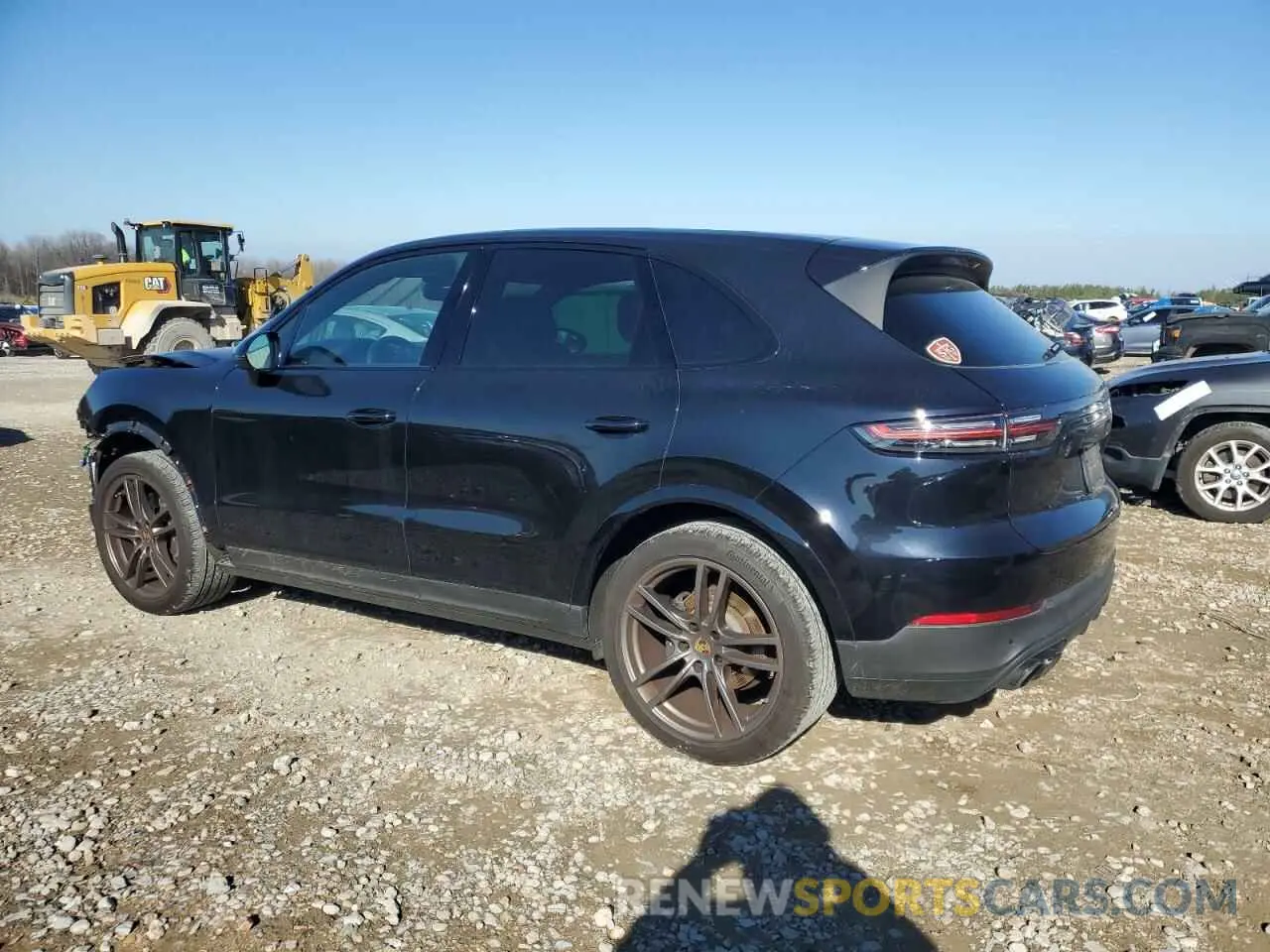 2 fotografías del automóvil dañado WP1AA2AY9NDA07058 PORSCHE CAYENNE 2022