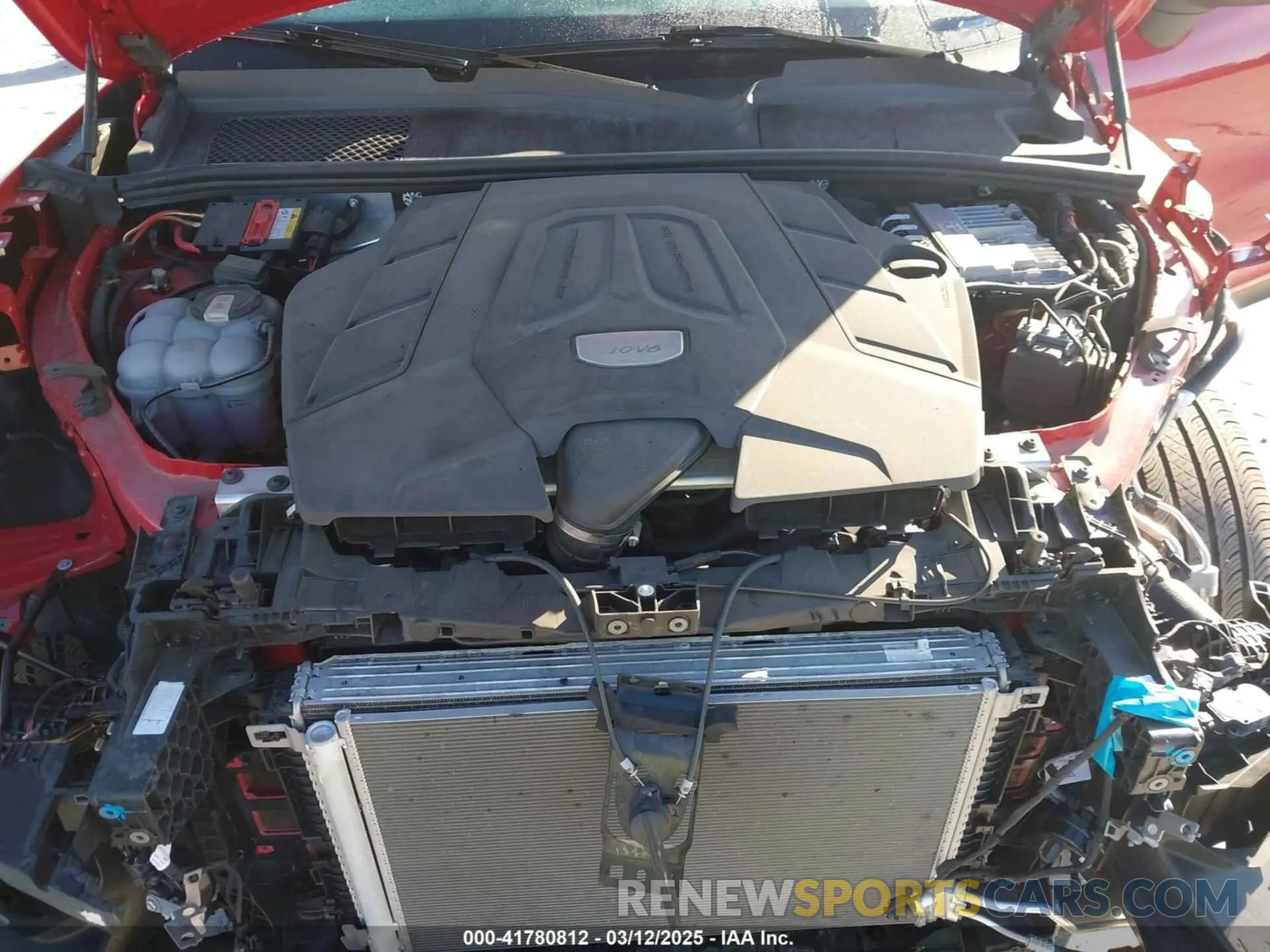 10 fotografías del automóvil dañado WP1AA2AY9NDA07285 PORSCHE CAYENNE 2022
