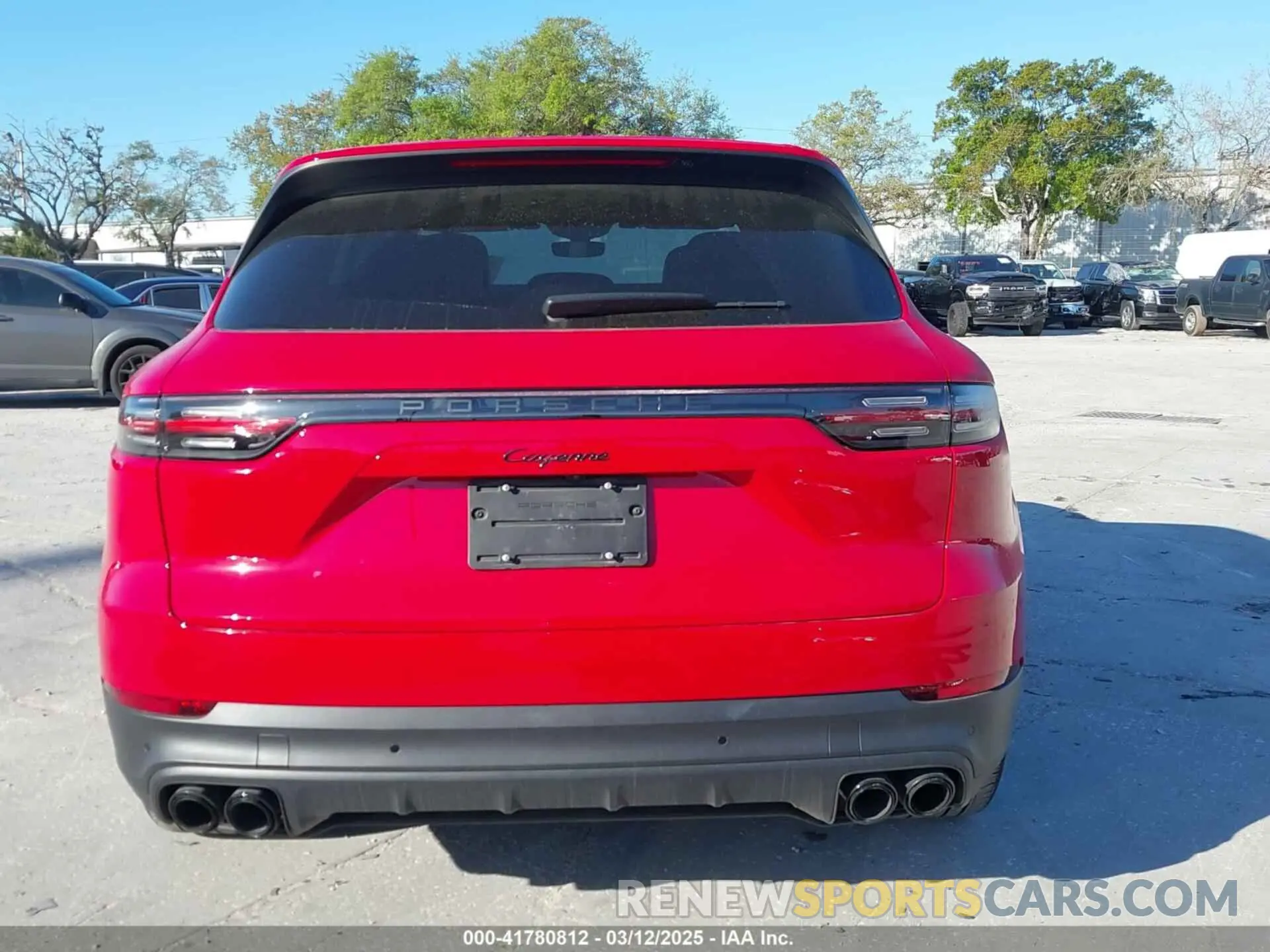 17 fotografías del automóvil dañado WP1AA2AY9NDA07285 PORSCHE CAYENNE 2022