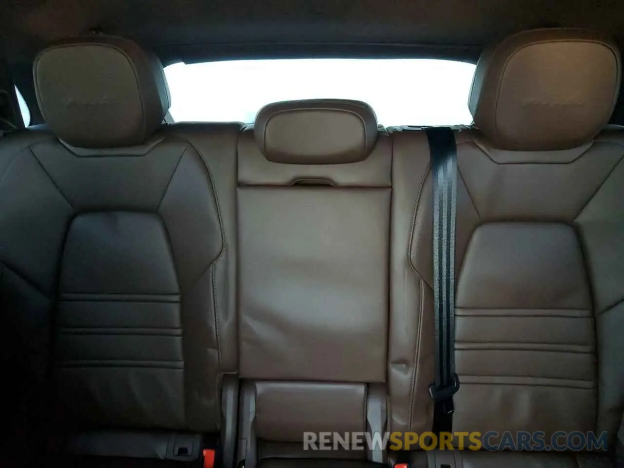 10 fotografías del automóvil dañado WP1AF2AY3NDA44429 PORSCHE CAYENNE 2022