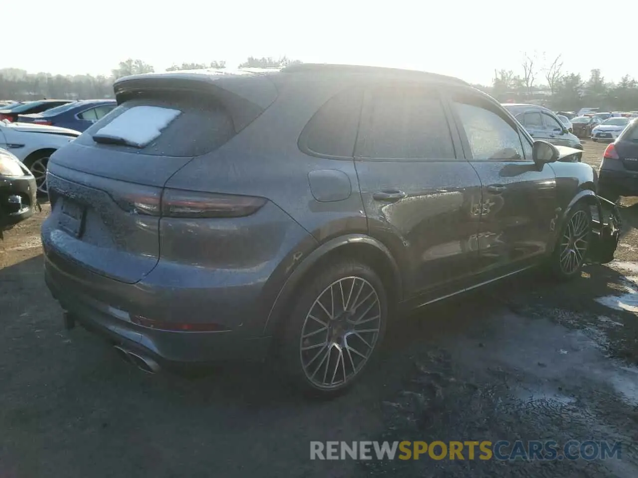 3 fotografías del automóvil dañado WP1AF2AY4NDA44262 PORSCHE CAYENNE 2022