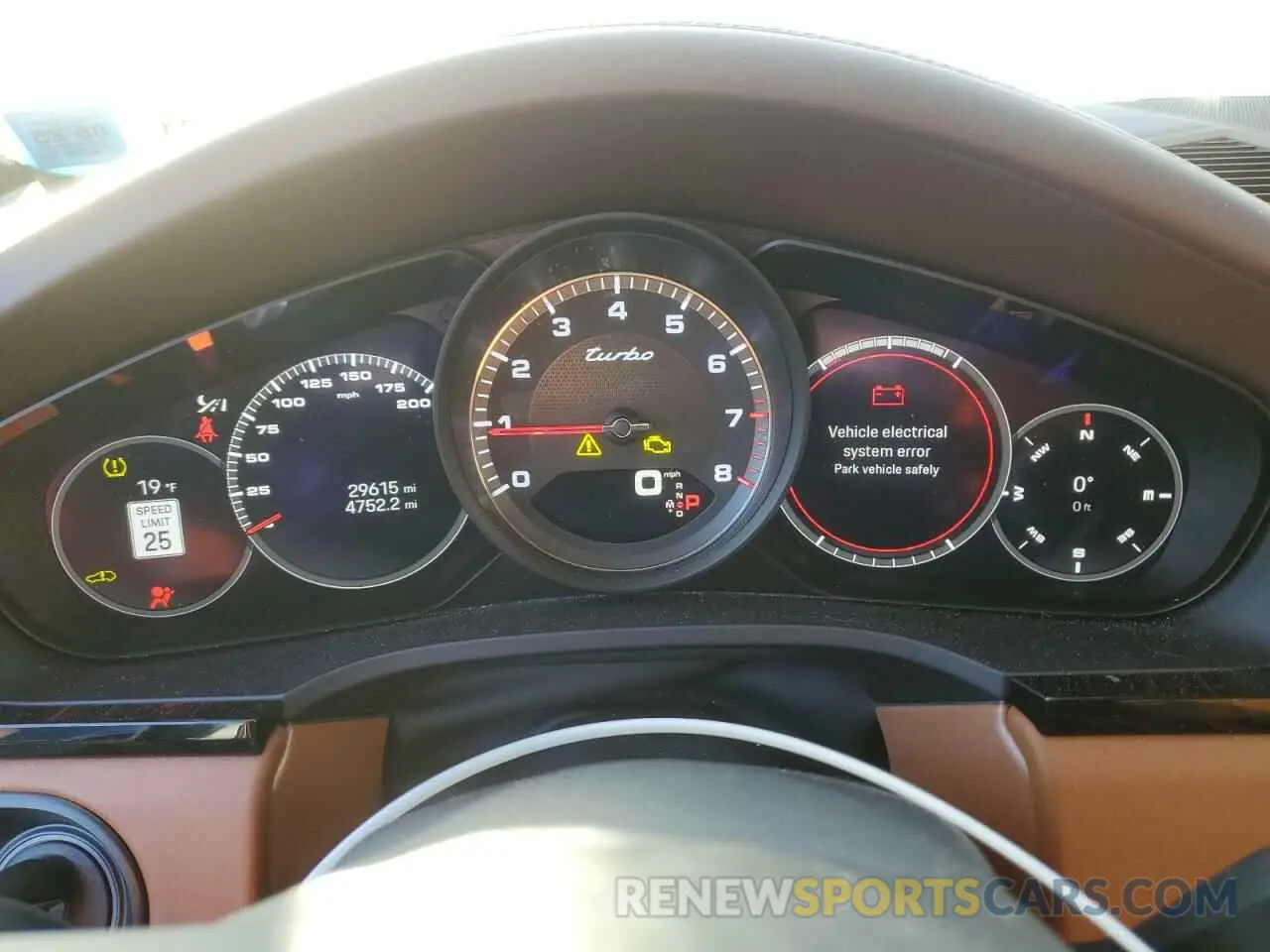 9 fotografías del automóvil dañado WP1AF2AY4NDA44262 PORSCHE CAYENNE 2022