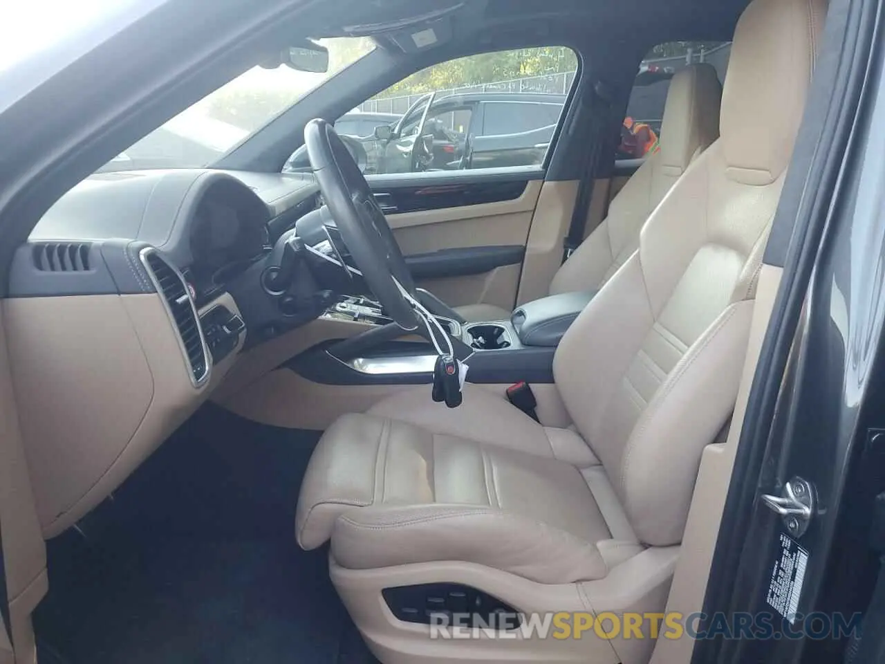 7 fotografías del automóvil dañado WP1AF2AY5NDA44206 PORSCHE CAYENNE 2022