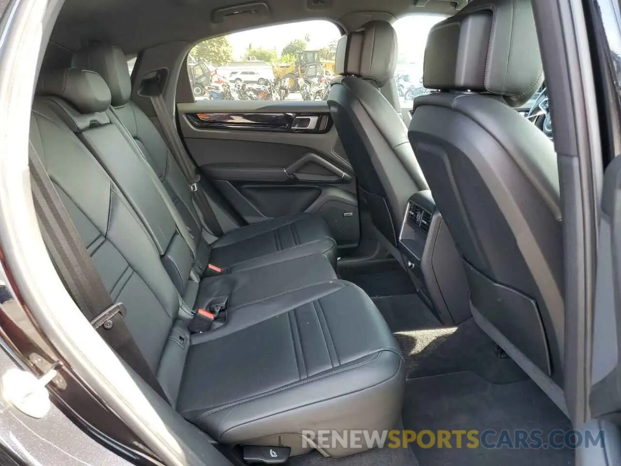 11 fotografías del automóvil dañado WP1BA2AY2NDA48295 PORSCHE CAYENNE 2022