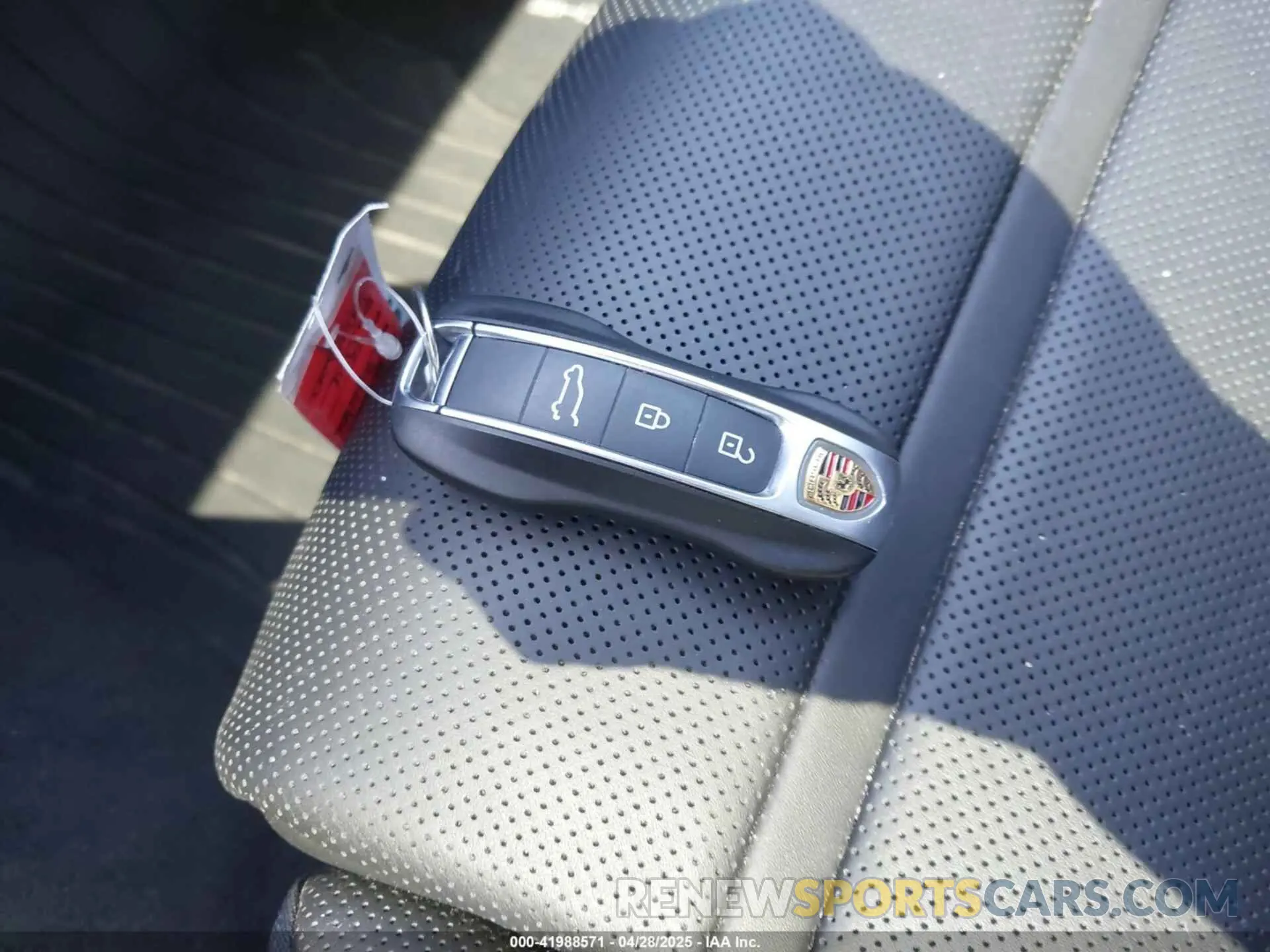 11 fotografías del automóvil dañado WP1AA2AY1PDA09888 PORSCHE CAYENNE 2023