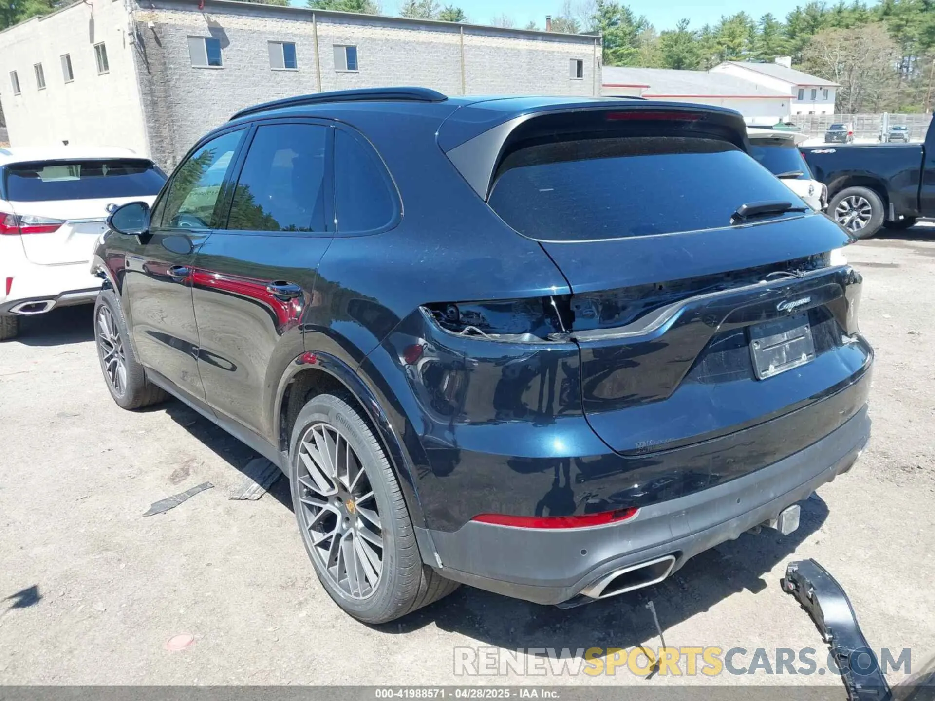 15 fotografías del automóvil dañado WP1AA2AY1PDA09888 PORSCHE CAYENNE 2023