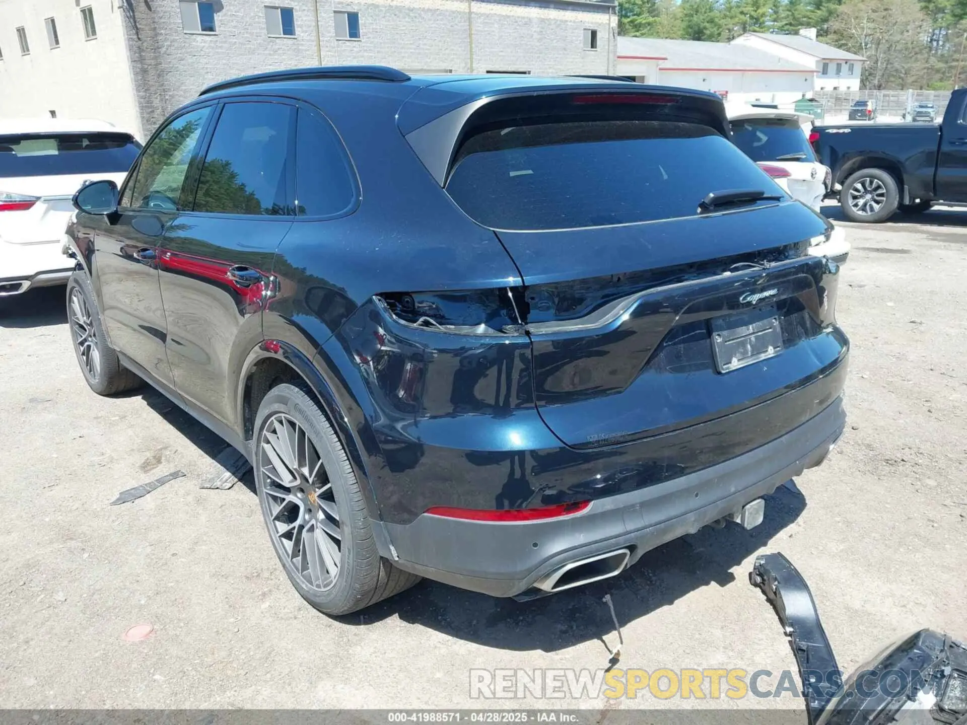 3 fotografías del automóvil dañado WP1AA2AY1PDA09888 PORSCHE CAYENNE 2023