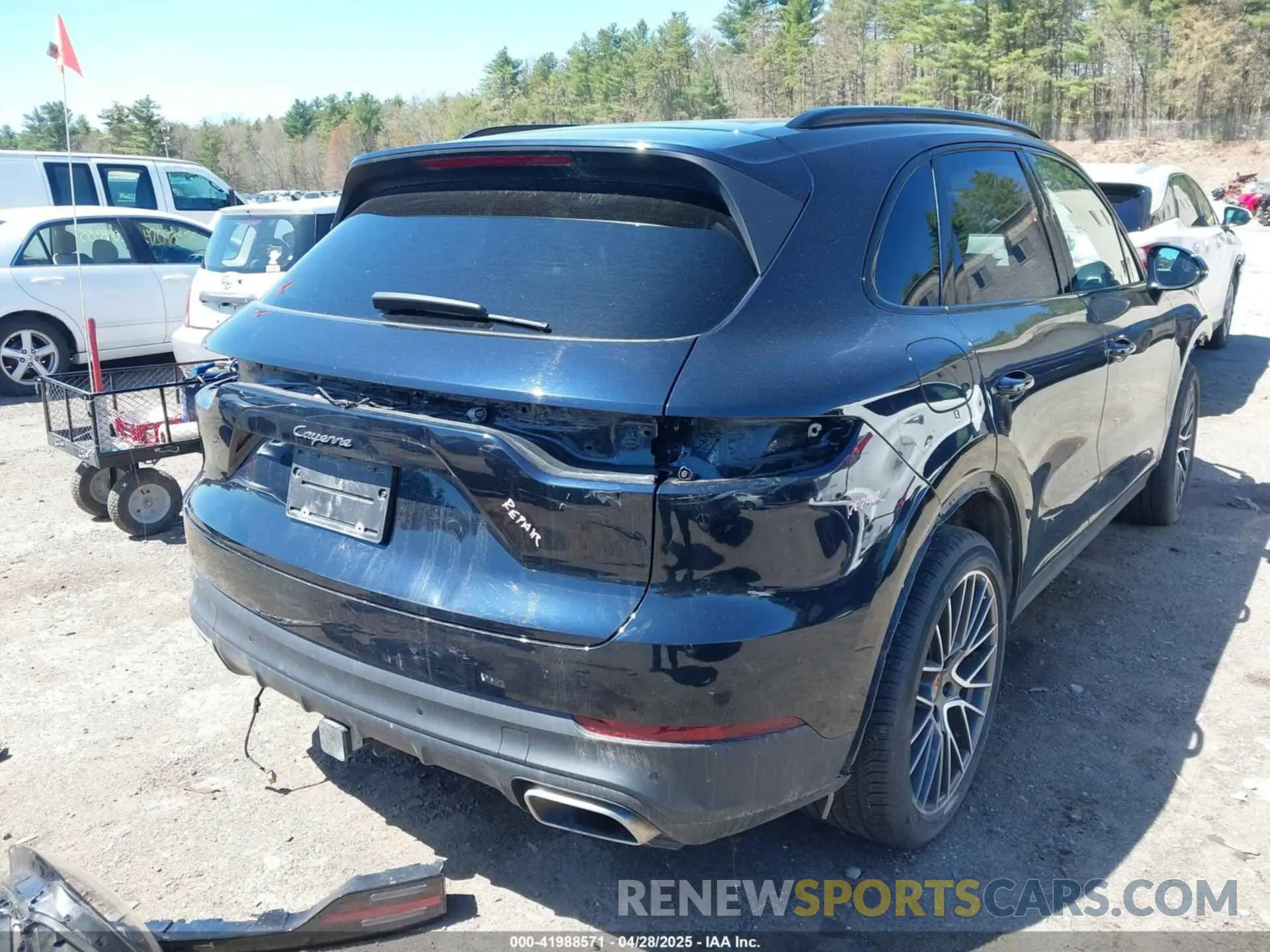 4 fotografías del automóvil dañado WP1AA2AY1PDA09888 PORSCHE CAYENNE 2023