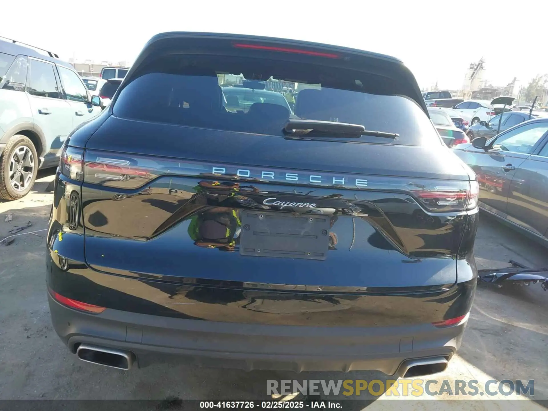 17 fotografías del automóvil dañado WP1AA2AY4PDA04037 PORSCHE CAYENNE 2023