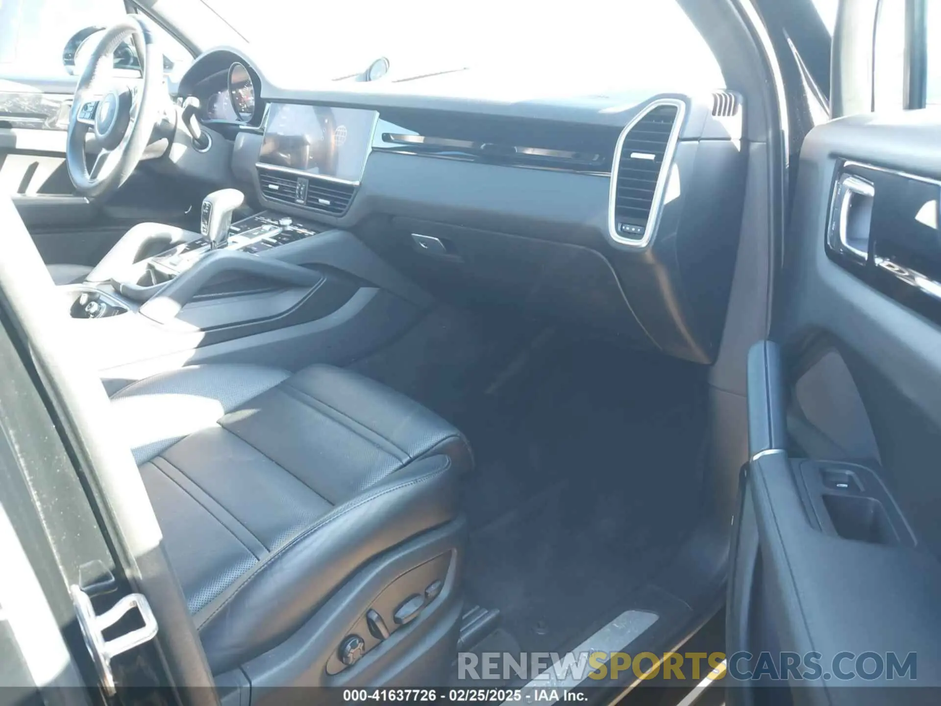5 fotografías del automóvil dañado WP1AA2AY4PDA04037 PORSCHE CAYENNE 2023