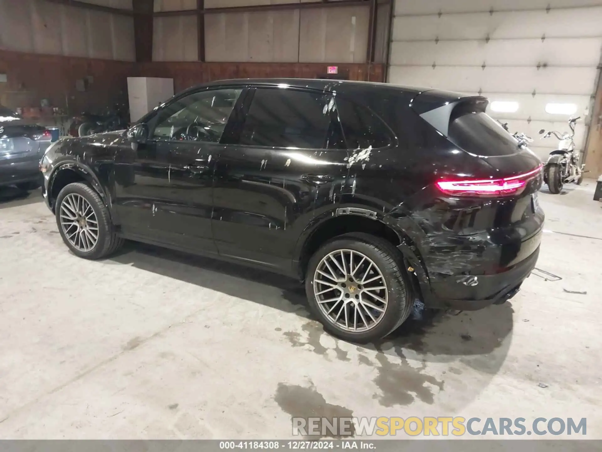 3 fotografías del automóvil dañado WP1AA2AY4PDA05799 PORSCHE CAYENNE 2023