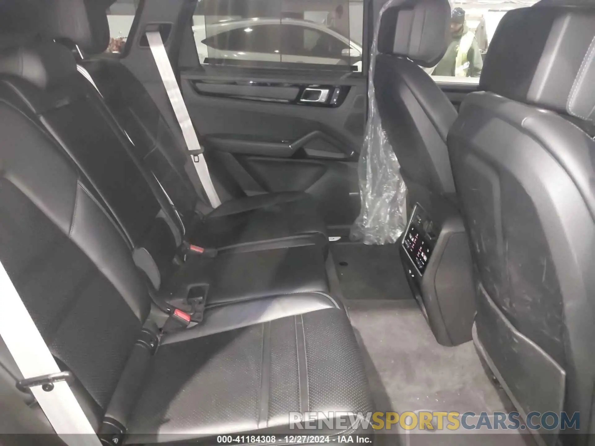 8 fotografías del automóvil dañado WP1AA2AY4PDA05799 PORSCHE CAYENNE 2023