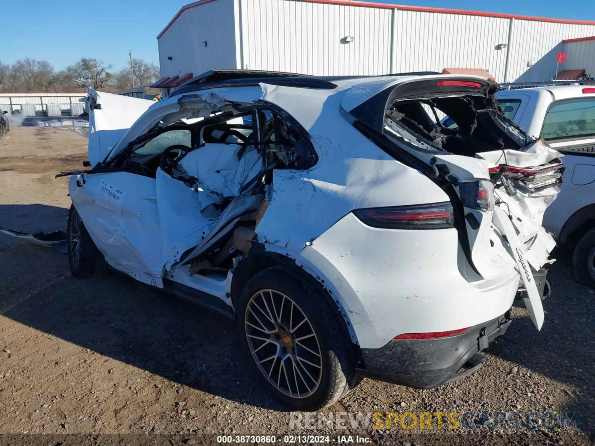3 fotografías del automóvil dañado WP1AA2AY5PDA07688 PORSCHE CAYENNE 2023