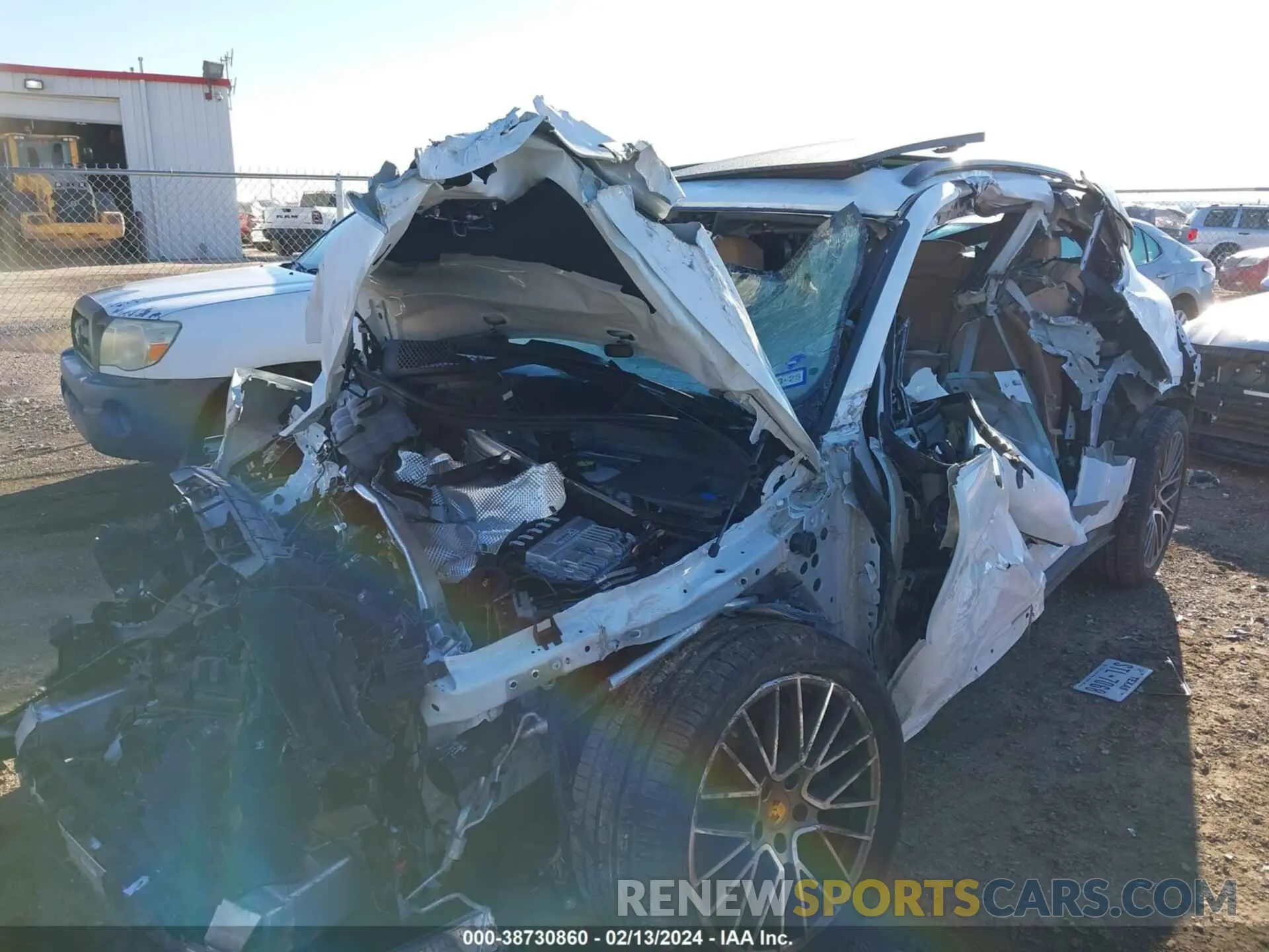 6 fotografías del automóvil dañado WP1AA2AY5PDA07688 PORSCHE CAYENNE 2023