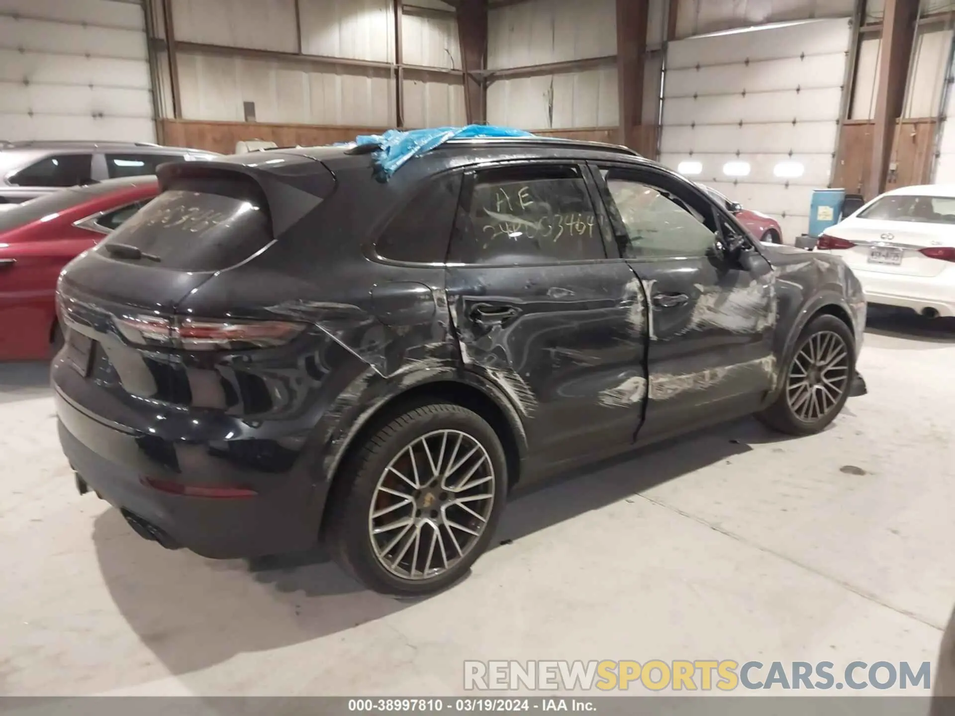 4 fotografías del automóvil dañado WP1AA2AY7PDA01066 PORSCHE CAYENNE 2023