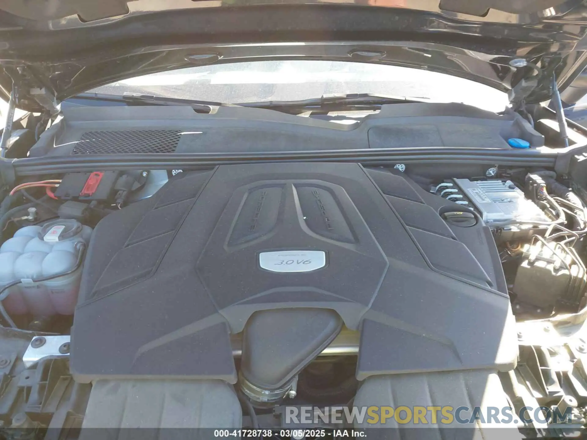 10 fotografías del automóvil dañado WP1AA2AY7PDA09992 PORSCHE CAYENNE 2023