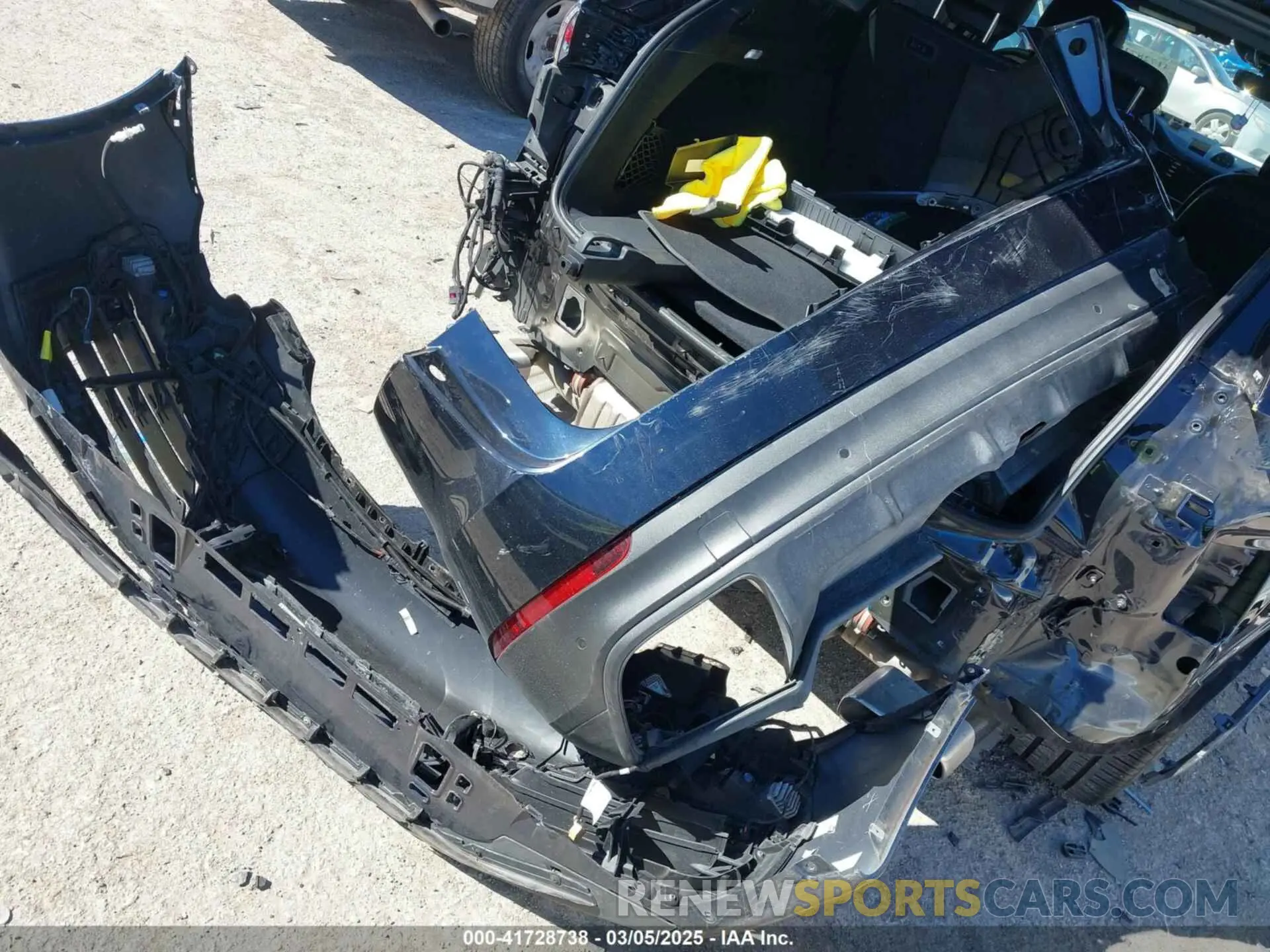 12 fotografías del automóvil dañado WP1AA2AY7PDA09992 PORSCHE CAYENNE 2023