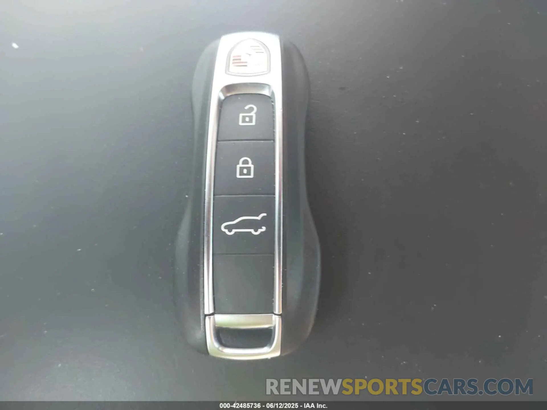 11 fotografías del automóvil dañado WP1AA2AY8PDA01206 PORSCHE CAYENNE 2023