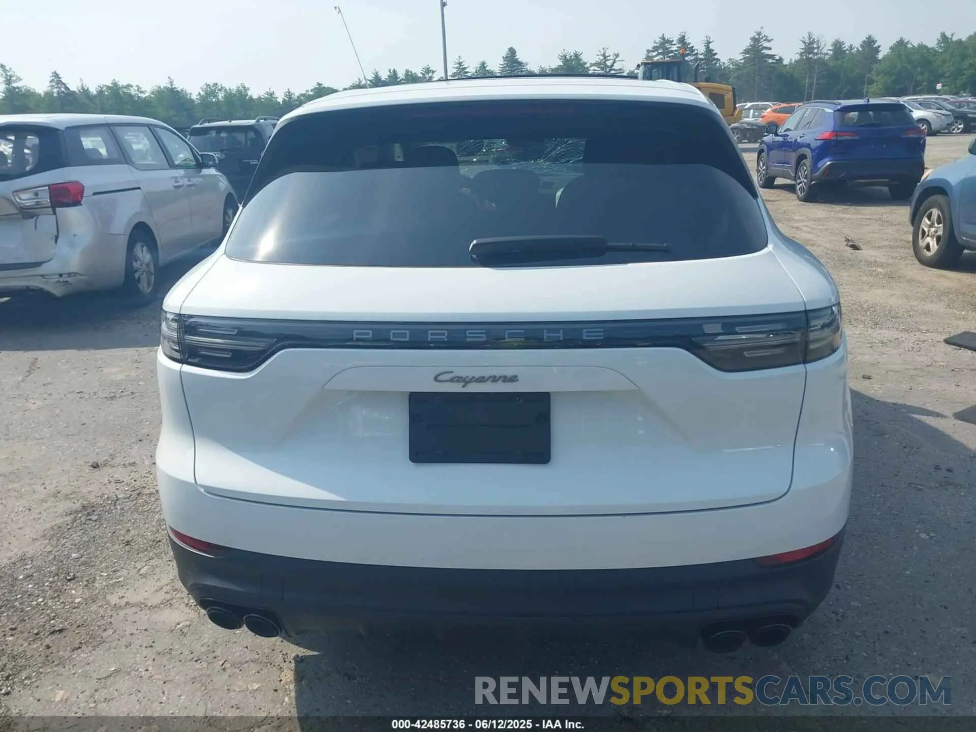 17 fotografías del automóvil dañado WP1AA2AY8PDA01206 PORSCHE CAYENNE 2023