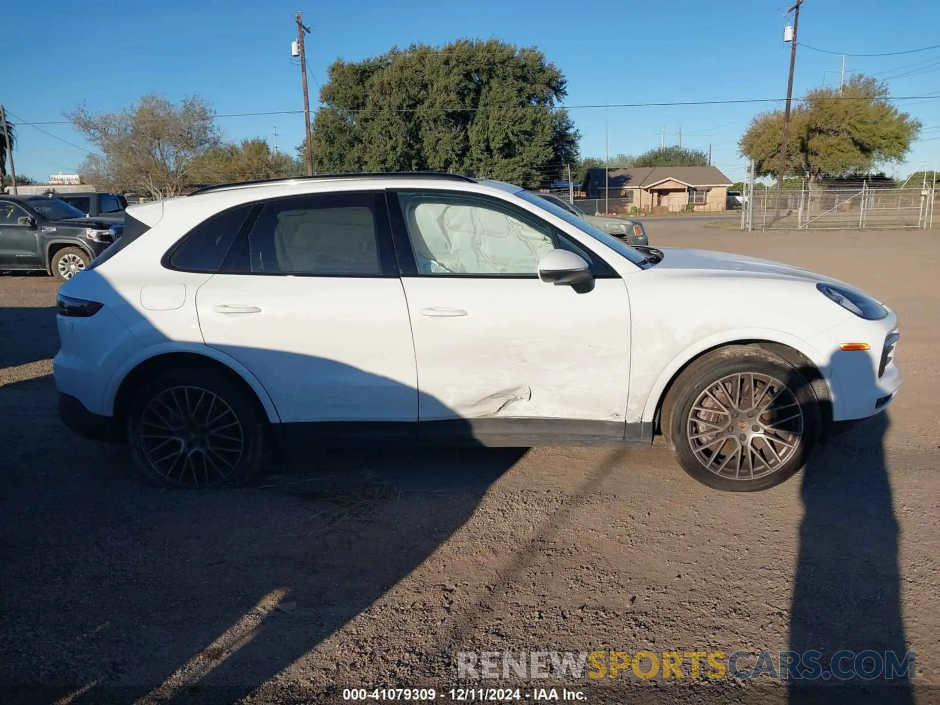 13 fotografías del automóvil dañado WP1AA2AY8PDA07149 PORSCHE CAYENNE 2023