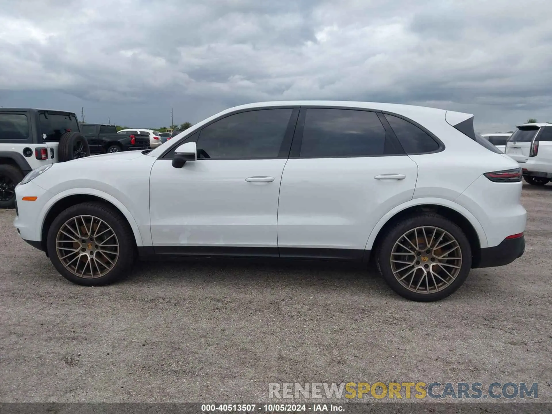 14 fotografías del automóvil dañado WP1AA2AYXPDA04091 PORSCHE CAYENNE 2023