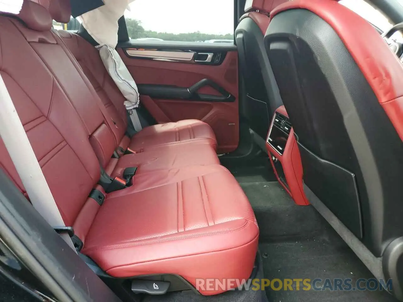 11 fotografías del automóvil dañado WP1AB2AY7PDA14204 PORSCHE CAYENNE 2023