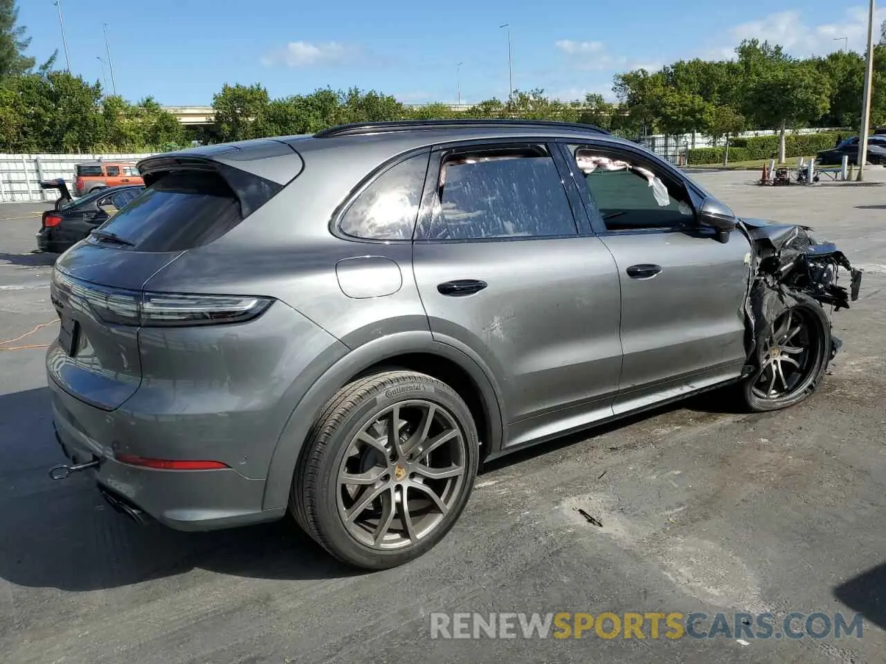 3 fotografías del automóvil dañado WP1AF2AY2PDA20481 PORSCHE CAYENNE 2023