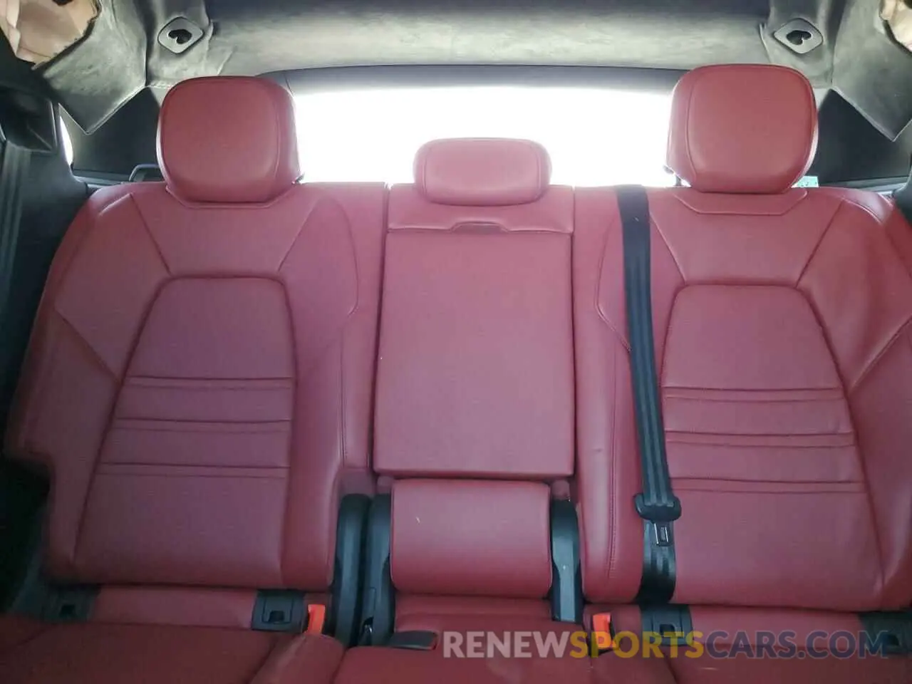 10 fotografías del automóvil dañado WP1AF2AYXPDA20101 PORSCHE CAYENNE 2023