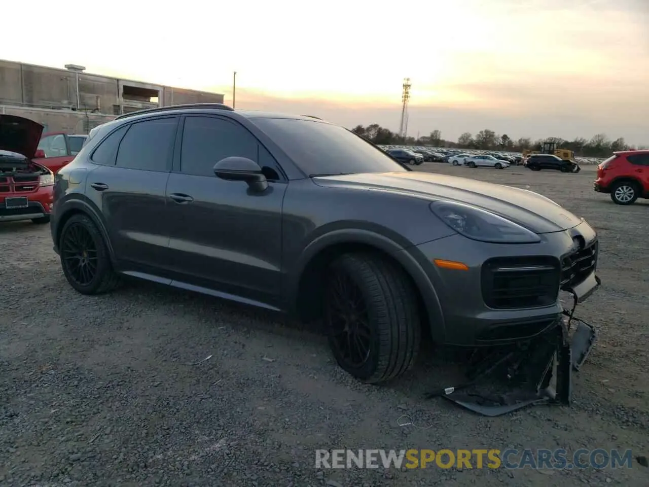 4 fotografías del automóvil dañado WP1AG2AY9PDA18420 PORSCHE CAYENNE 2023