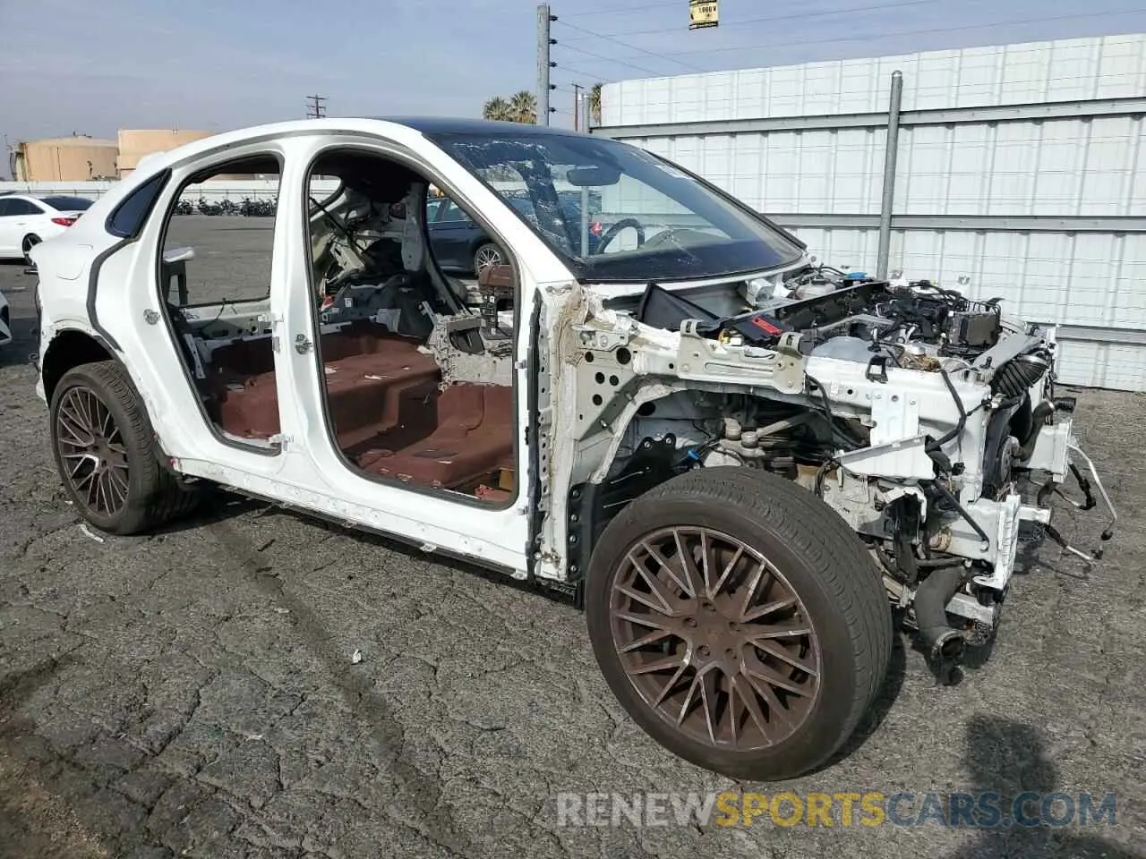 4 fotografías del automóvil dañado WP1BA2AY0PDA27254 PORSCHE CAYENNE 2023