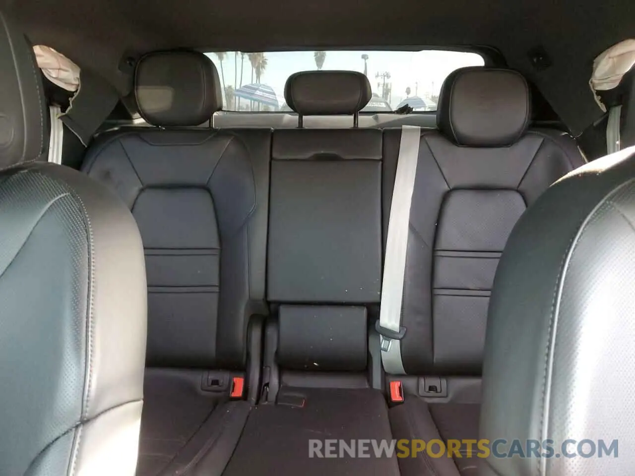 10 fotografías del automóvil dañado WP1BA2AY5PDA26021 PORSCHE CAYENNE 2023
