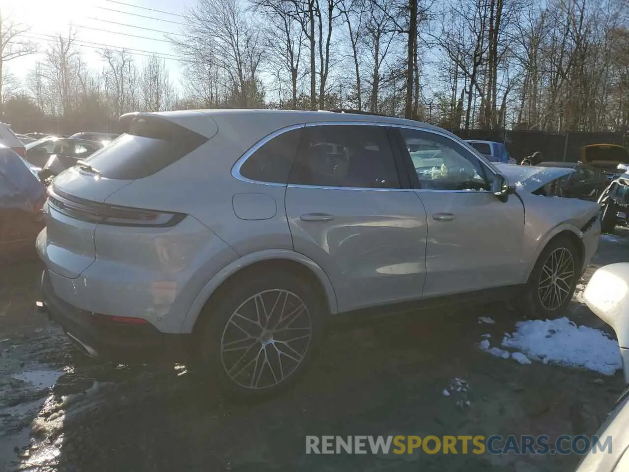 3 fotografías del automóvil dañado WP1AA2AY0RDA11327 PORSCHE CAYENNE 2024