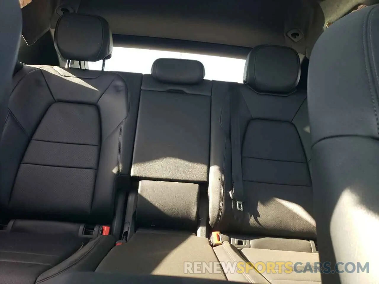 10 fotografías del automóvil dañado WP1AA2AY1RDA04578 PORSCHE CAYENNE 2024