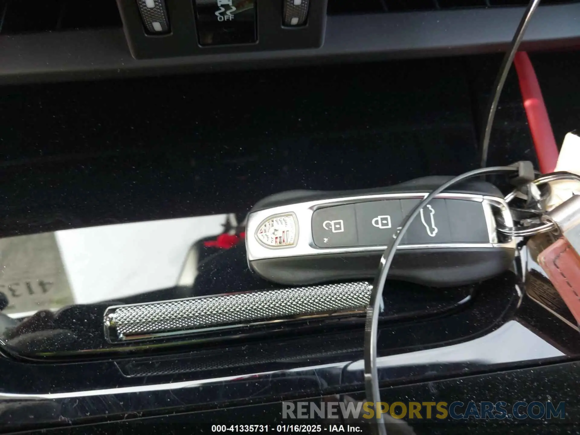 11 fotografías del automóvil dañado WP1AA2AY1RDA06864 PORSCHE CAYENNE 2024