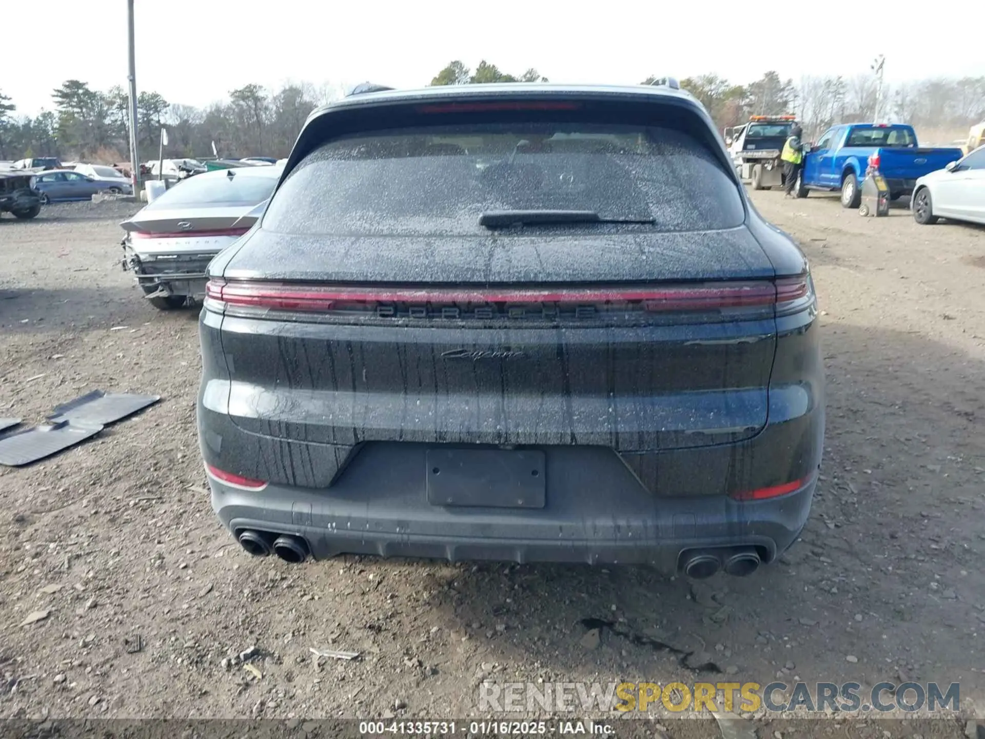 16 fotografías del automóvil dañado WP1AA2AY1RDA06864 PORSCHE CAYENNE 2024